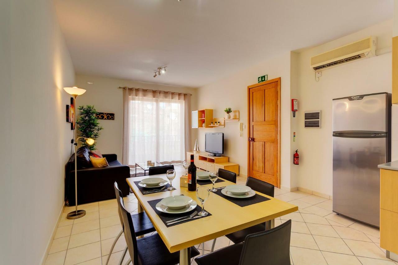 Spacious, Top Location Sliema Apartment Zewnętrze zdjęcie